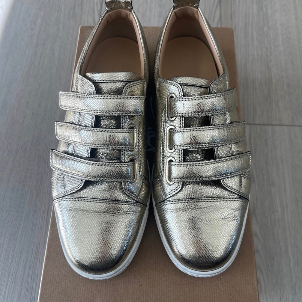 Christian Louboutin sneakers size 39 gold